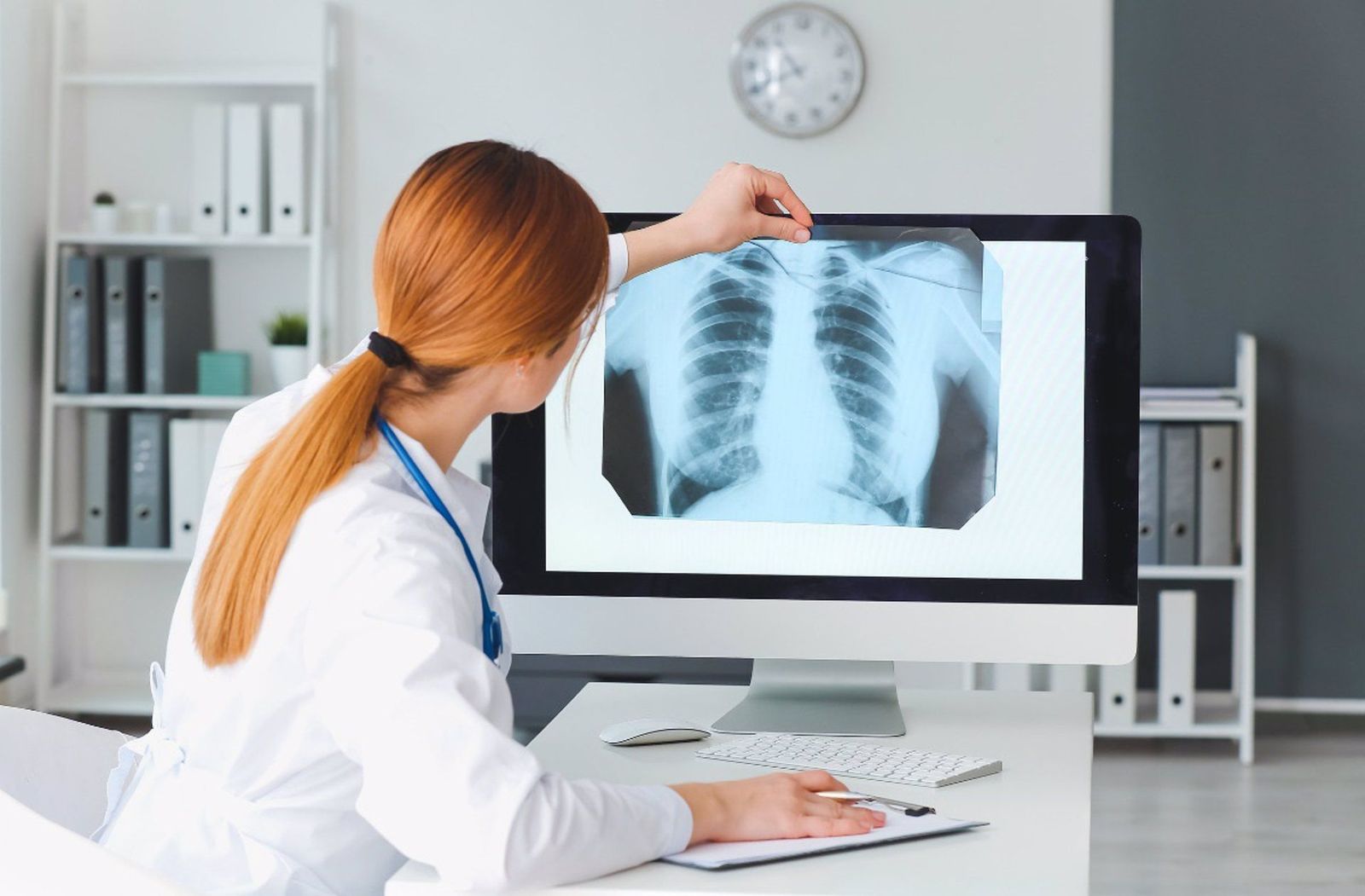 Expertos destacan la importancia de los cribados de cáncer de pulmón en mujeres - ICAPEM Expertos destacan la importancia de los cribados de cáncer de pulmón en mujeres - ICAPEM