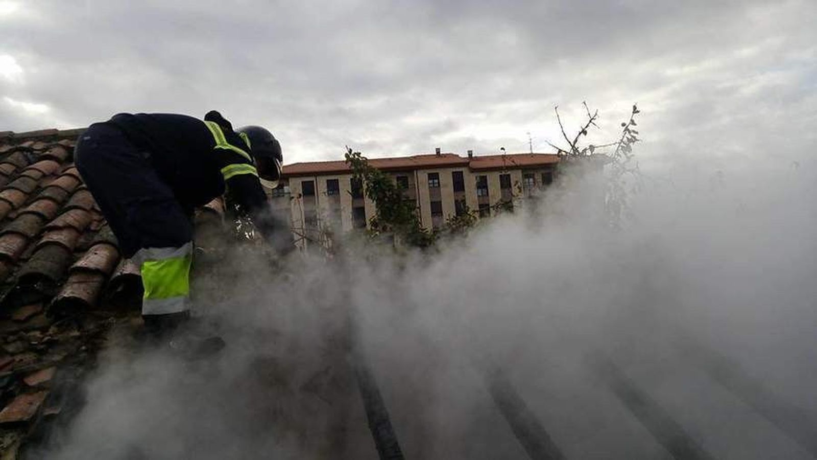 El Ayuntamiento busca bomberos
