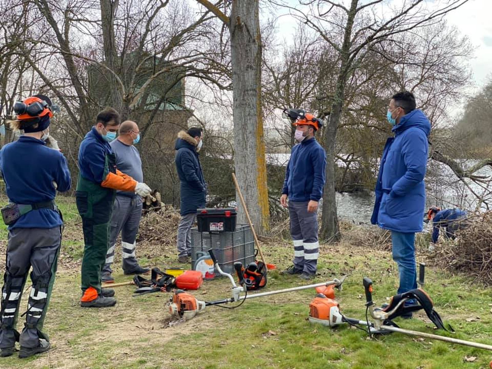 Limpieza del Tormes, en Villamayor