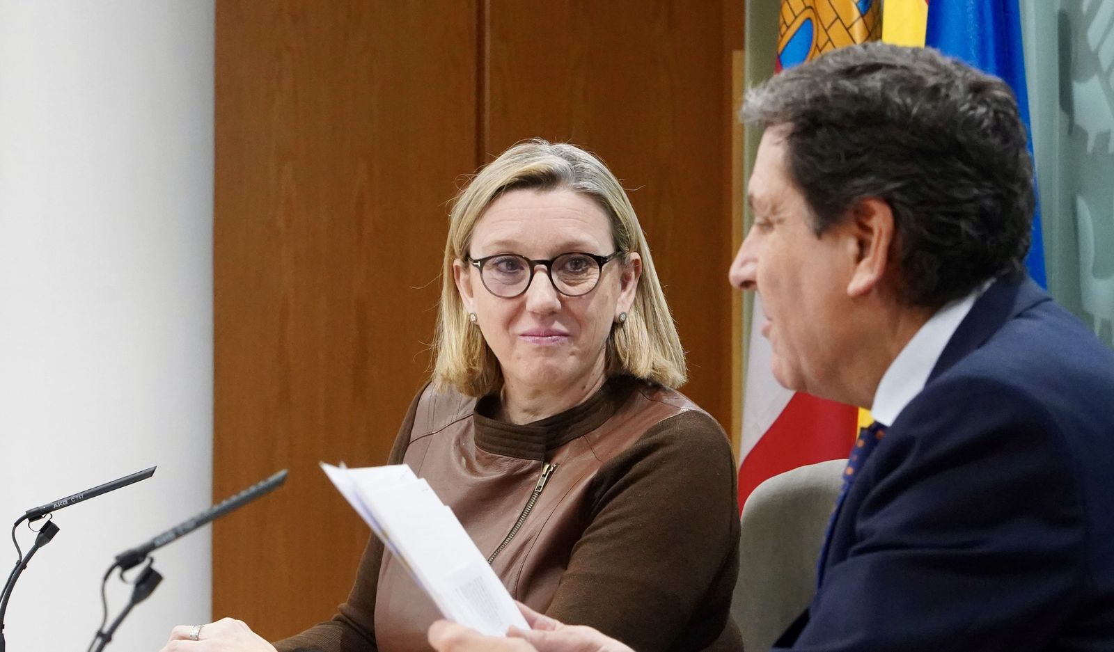 Carlos Fernández Carriedo e Isabel Blanco, comparecen en rueda de prensa posterior al Consejo de Gobierno