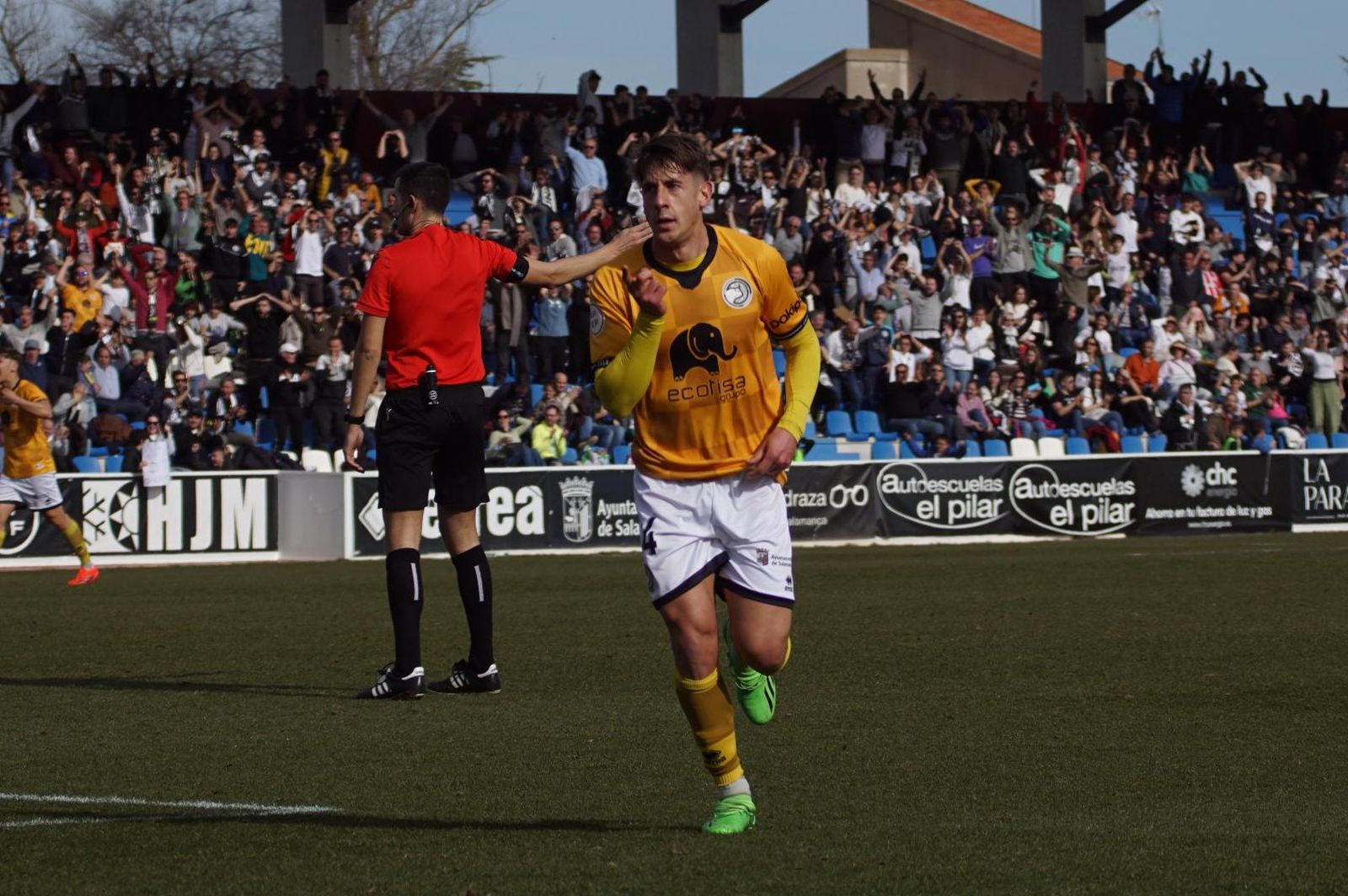 Unionistas   Cornellá. Foto Juanes  (4)