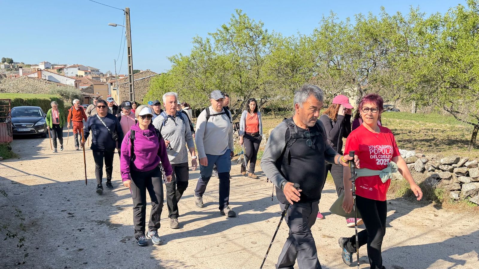 Marcha senderiesta mieza