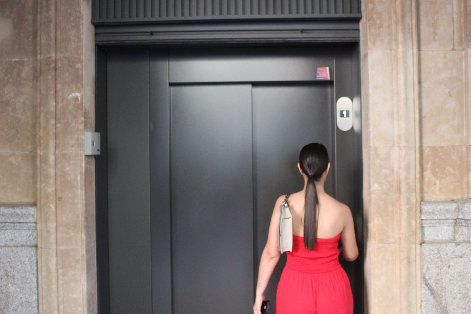 El delegado del Gobierno visita las obras de la Subdelegación