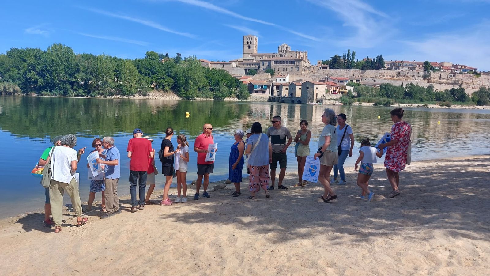 cadena-humana-por-el-agua-en-los-pelambres-21