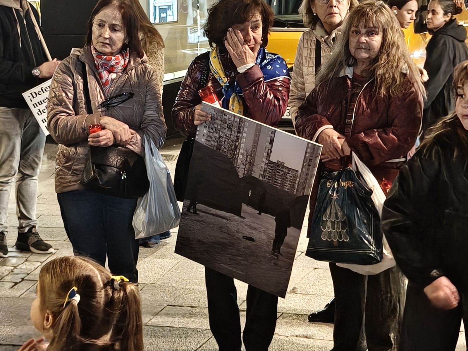 La Asociación de Ucranianos de Salamanca recorre la calles de la capital