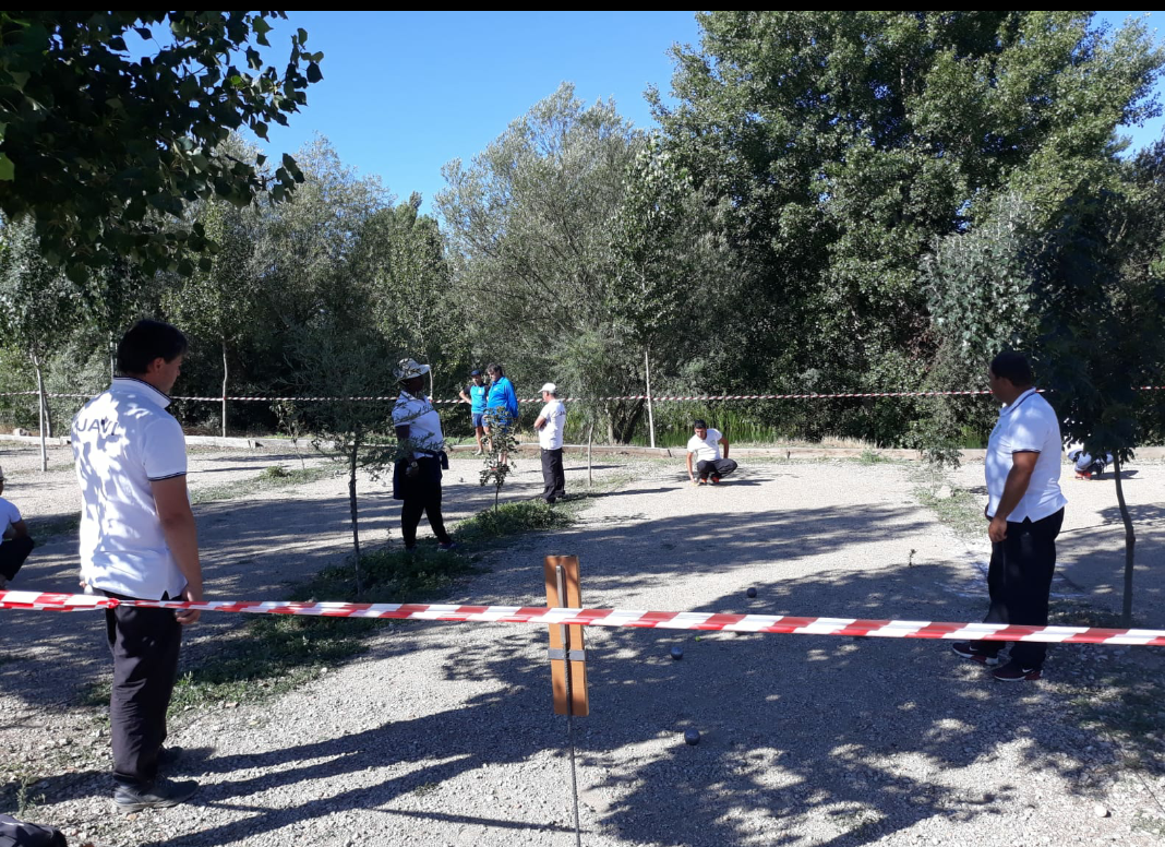 Detalle de una partida alrededor de la naturaleza